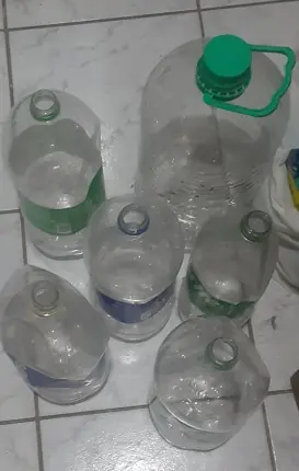 Botellas Normal 2 . 2.5 . 3 Litros Foto