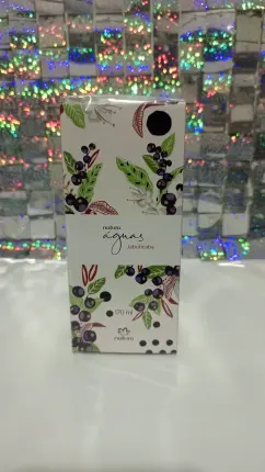 Agua Colonia Jabuticaba Foto