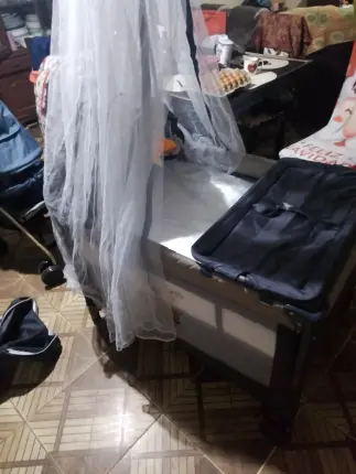 cuna más colchón totalmente nuevos Foto