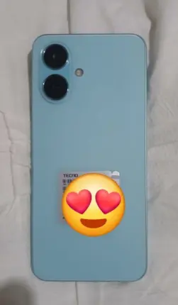 Celular TEKNO Foto