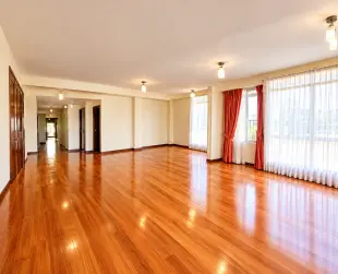 Venta Departamento en Irpavi Foto