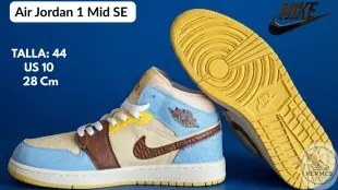 Tenis Americanos Nuevos Foto