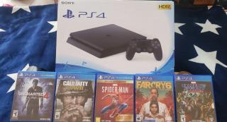 PLAYSTATION 4  VERSIÓN JAPONESA  500 GB Foto