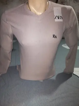Ropa Por Mayor  Foto