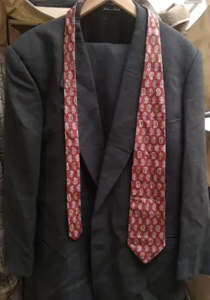 Se vende terno italiano finisimo Foto
