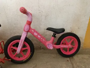 Bicicleta de equilibrio, para niña Foto