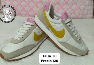 Nike DayBreak Fossil Foto