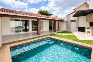 Casa en Venta - Barrio Petrolero Sur Foto