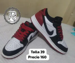 Nike Air Jordan 1 Retro low Foto