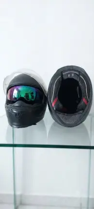 casco marca beon Foto
