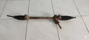 cremallera para vehículo suzuki baleno Foto