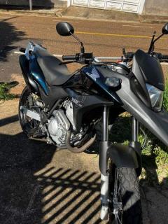 Honda brasileña Xre 300. Año: 2018/2019 Foto