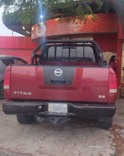 PROPIETARIO VENDÉ SU CAMIONETA NISSAN Foto