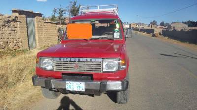 Vagoneta Mitsubishi Montero Foto
