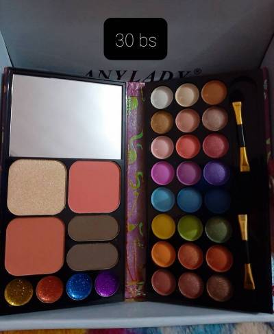 ESTUCHE DE SOMBRAS Foto