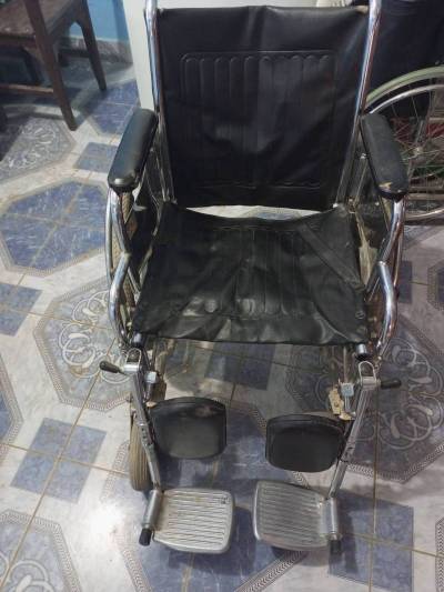 silla de rueda de segunda mano Foto