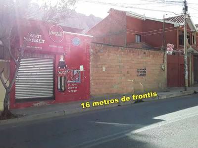 EN VENTA CASA EN IRPAVI zona sur La Paz Foto