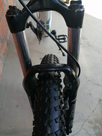 Bicicleta marca SANTUR de aluminio Foto