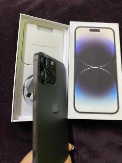 iPhone 14 Pro Max CEL Foto