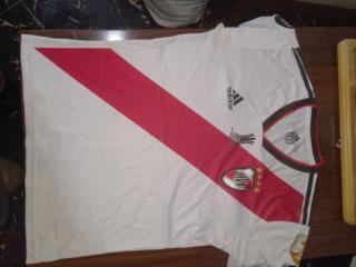 Remato poleras de futbol Foto