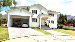 PRECIOSA  y AMPLIA CASA Foto