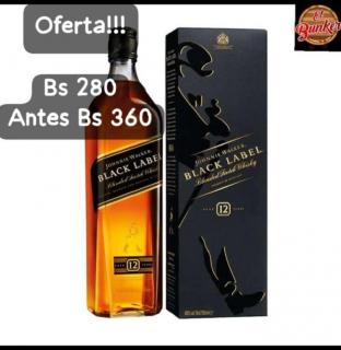 oferta de bebidas por cierre de tienda Foto